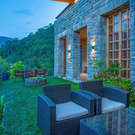 Stayvista At Sylvana Villas With Lawn, Bbq And Jacuzzi Kasauli Εξωτερικό φωτογραφία
