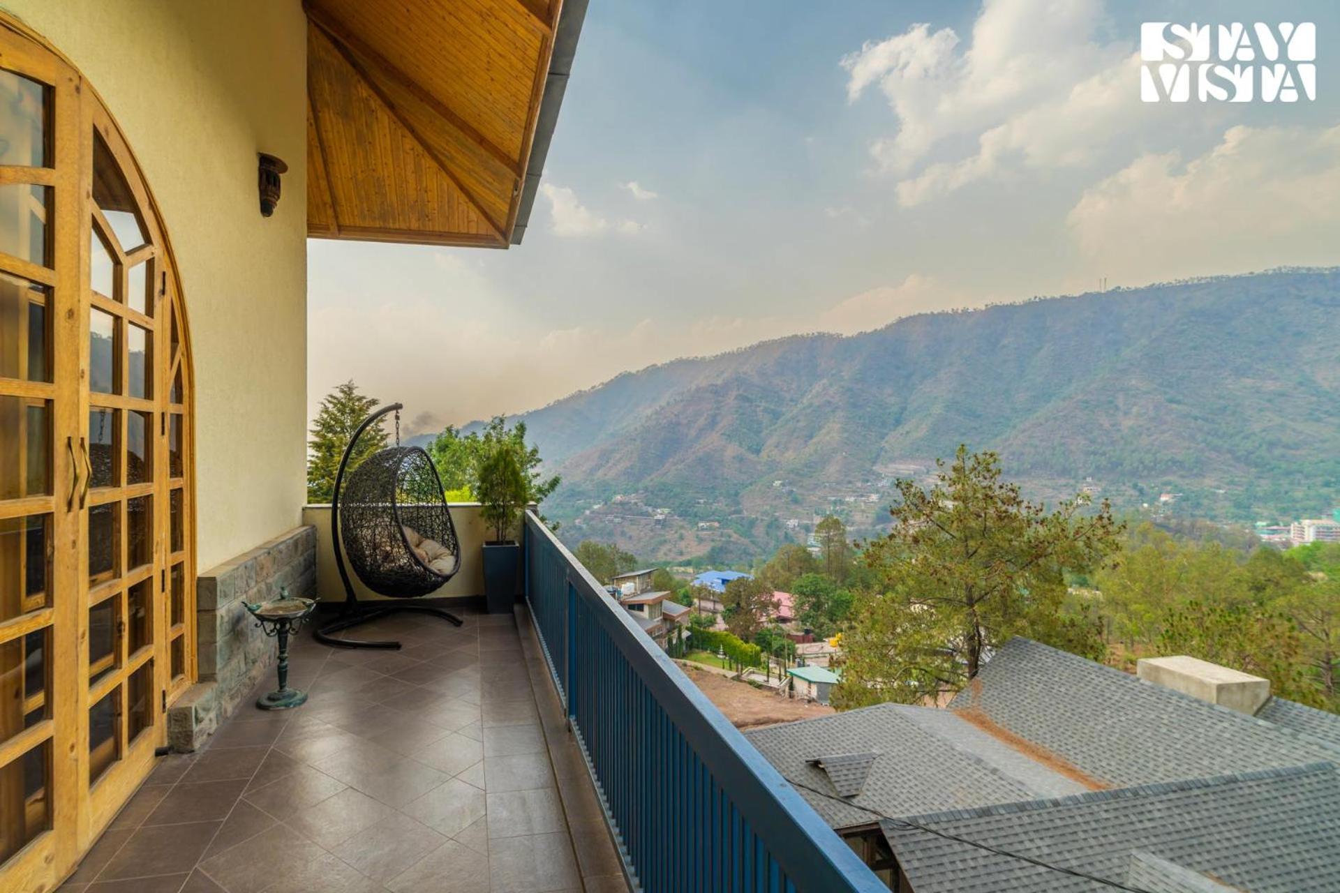 Stayvista At Sylvana Villas With Lawn, Bbq And Jacuzzi Kasauli Εξωτερικό φωτογραφία