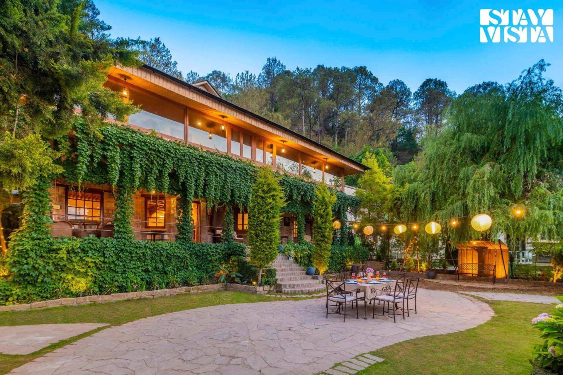 Stayvista At Sylvana Villas With Lawn, Bbq And Jacuzzi Kasauli Εξωτερικό φωτογραφία