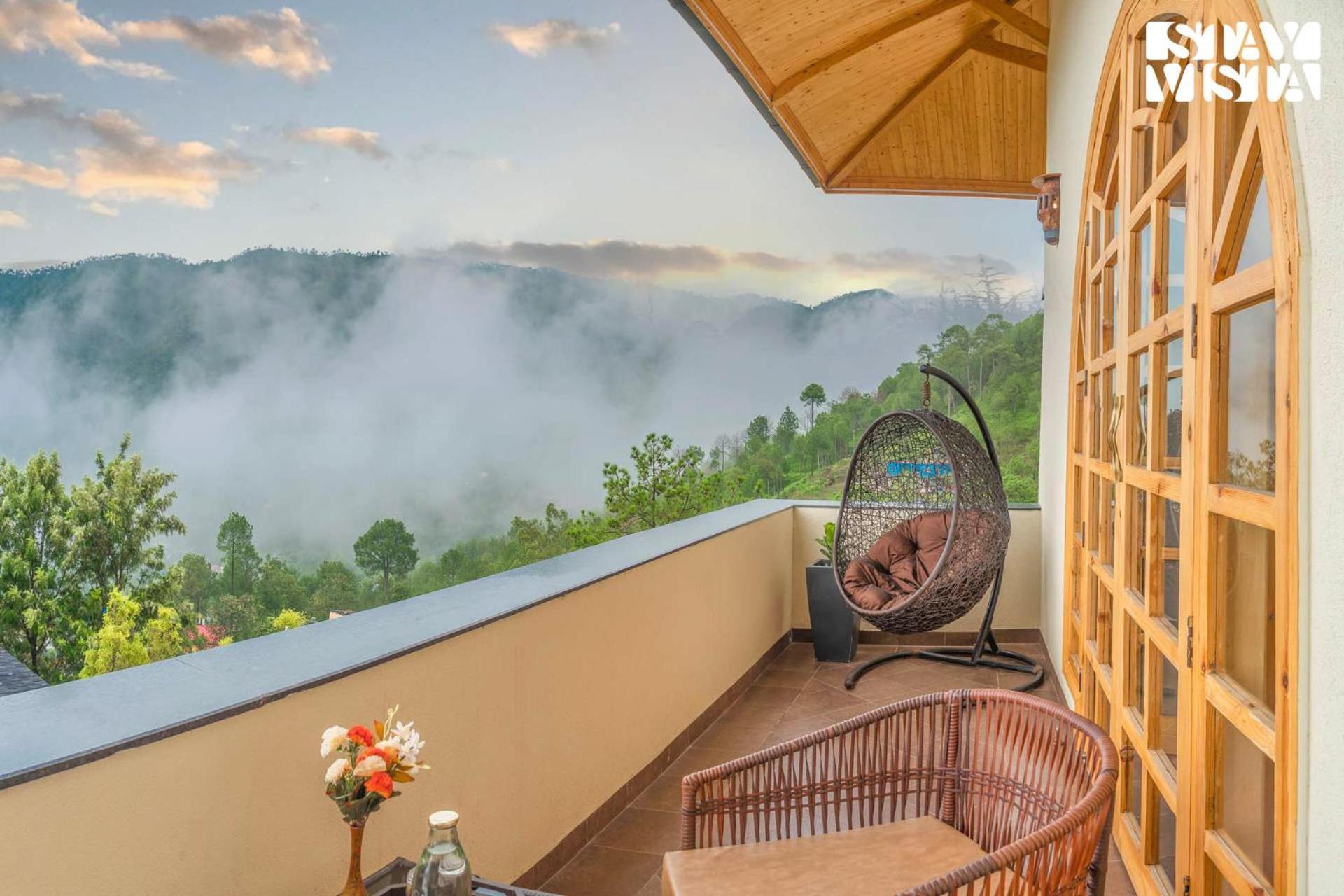 Stayvista At Sylvana Villas With Lawn, Bbq And Jacuzzi Kasauli Εξωτερικό φωτογραφία