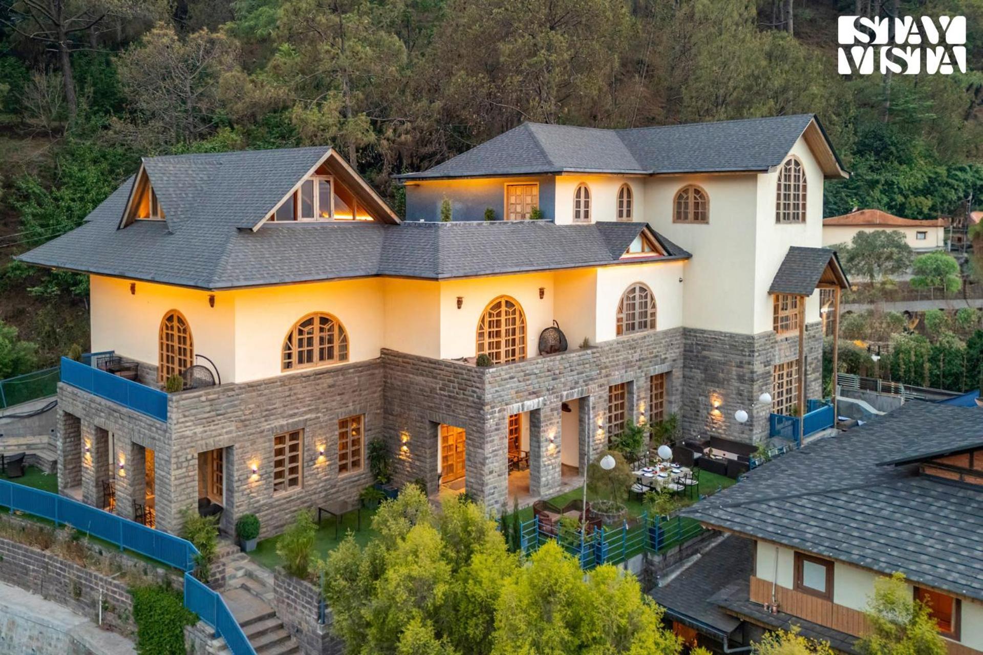 Stayvista At Sylvana Villas With Lawn, Bbq And Jacuzzi Kasauli Εξωτερικό φωτογραφία